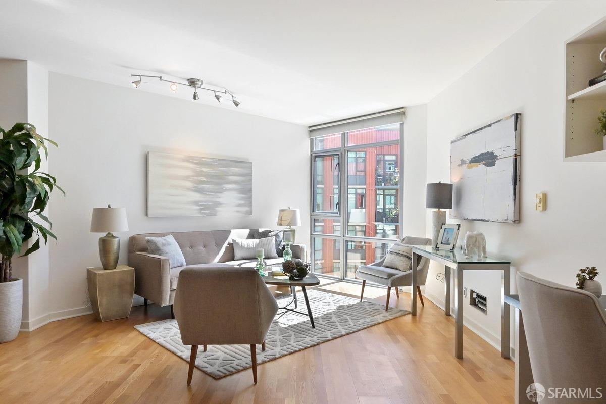 170 King Street # 714