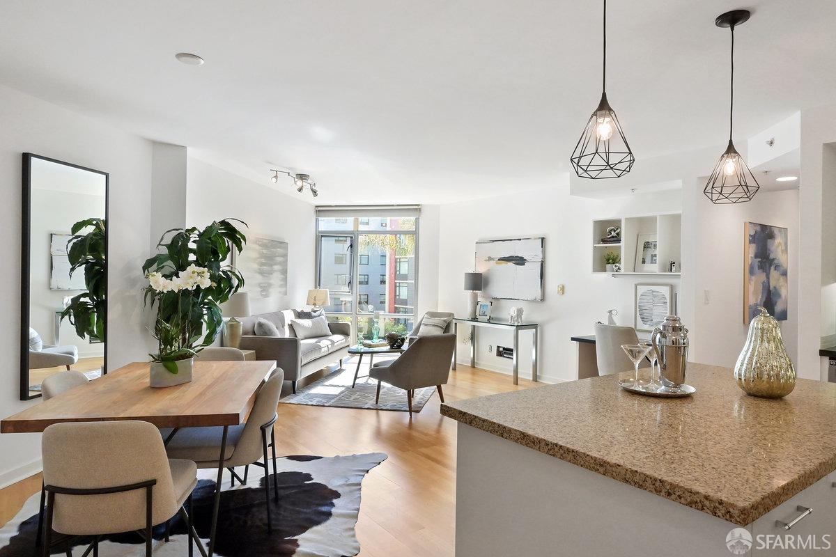 170 King Street # 714