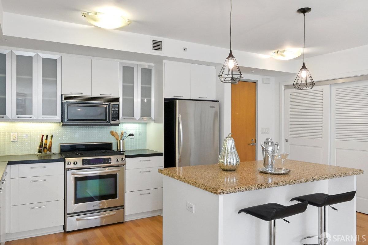 170 King Street # 714