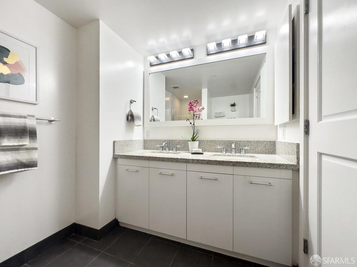 170 King Street # 714