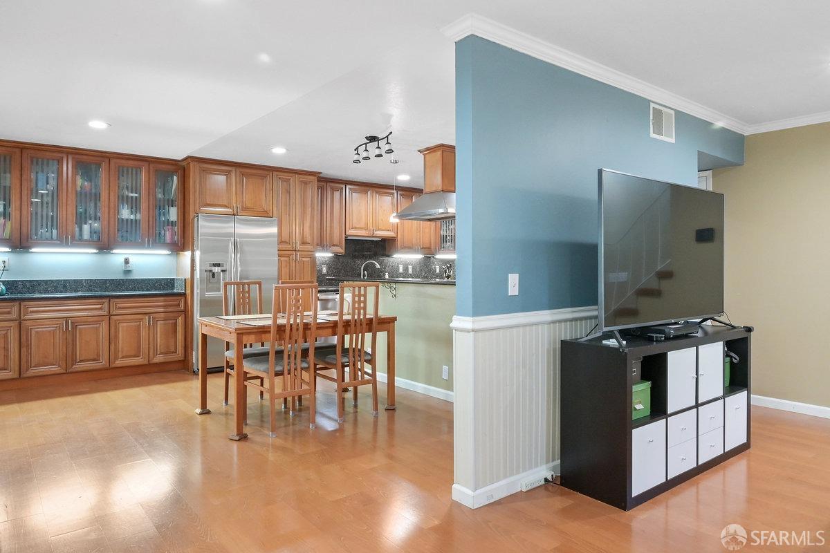 2493 Camino De Jugar