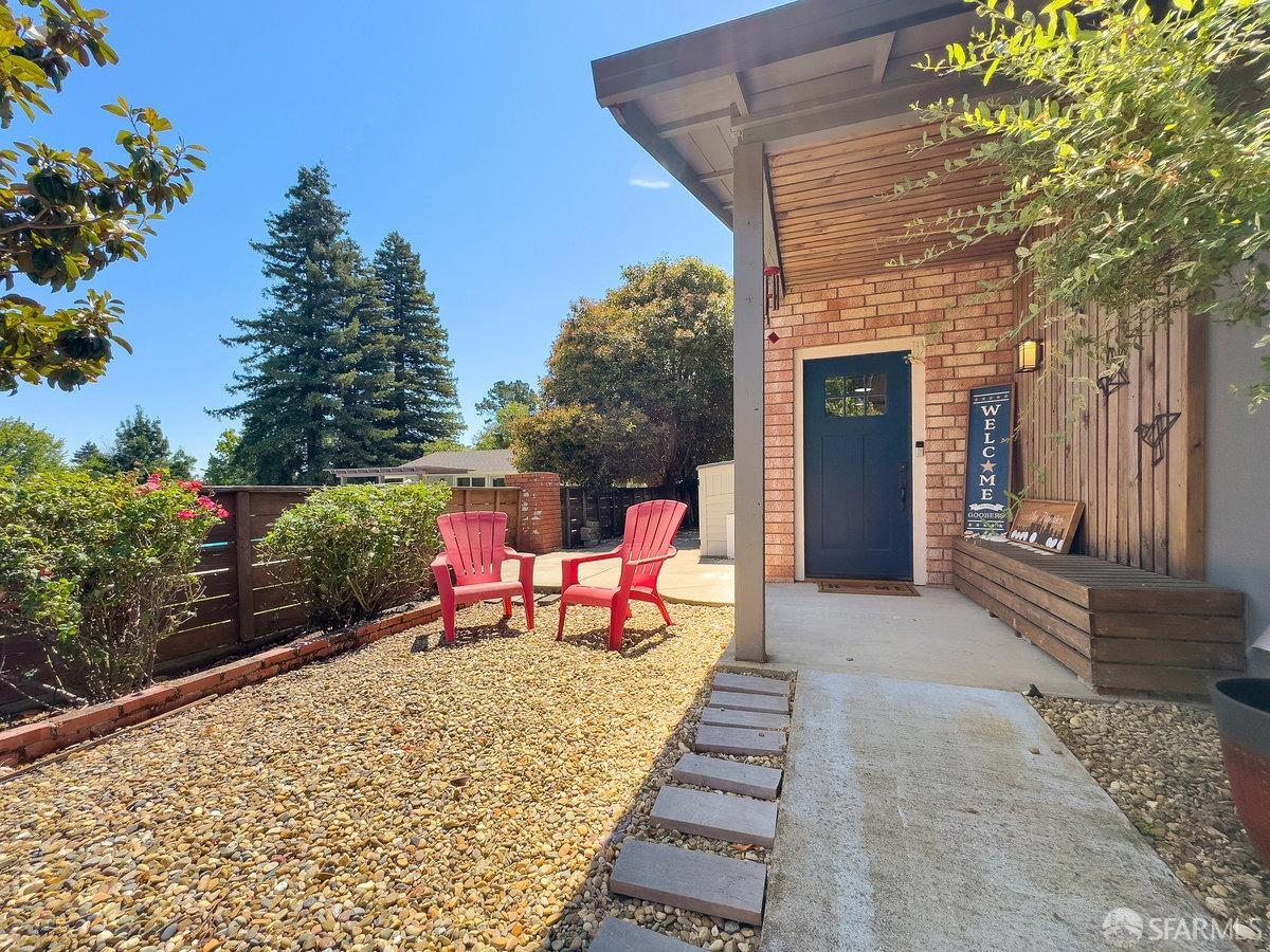 2493 Camino De Jugar