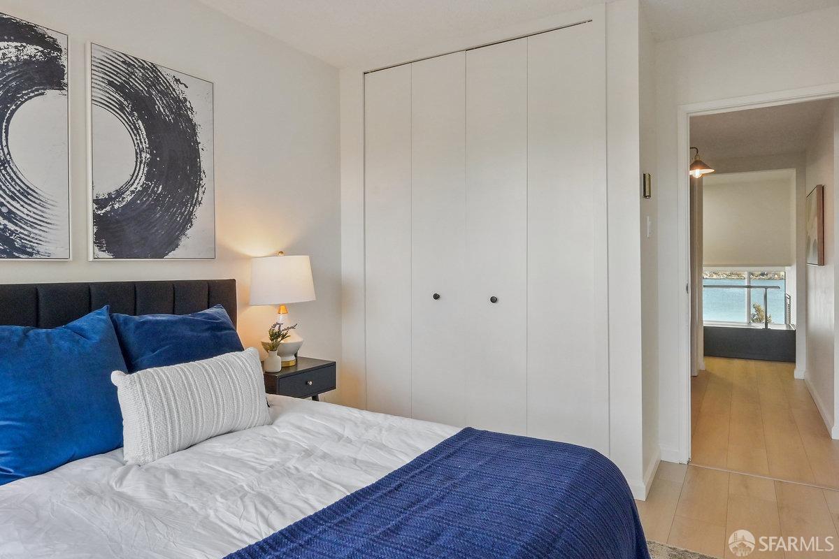 1555 Lakeside Drive # 22