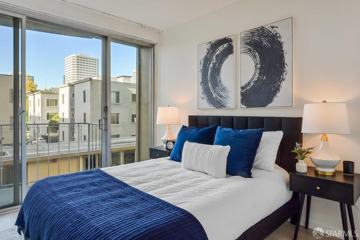 1555 Lakeside Drive # 22