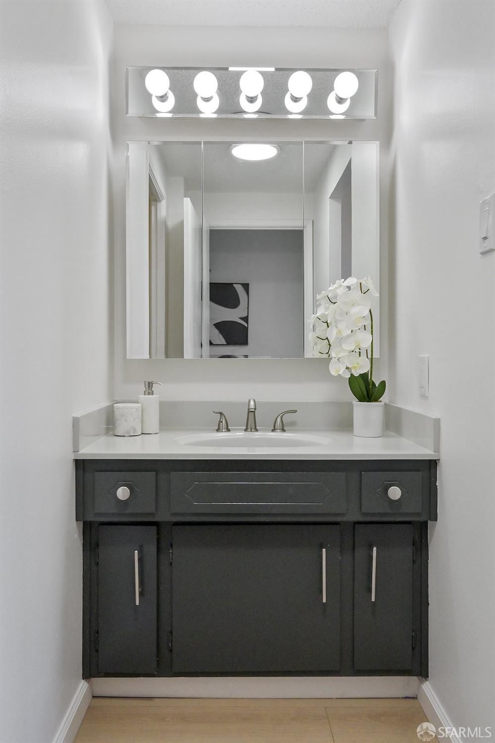 1555 Lakeside Drive # 22