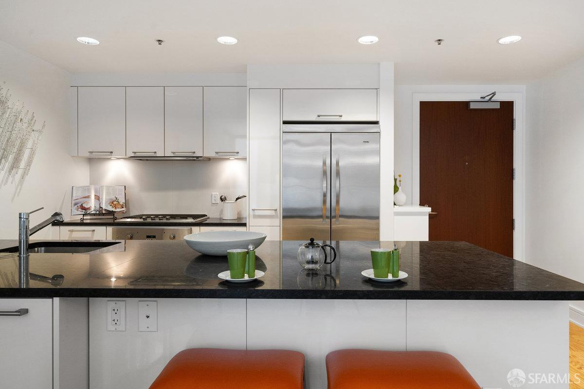 631 Folsom Street # 3B