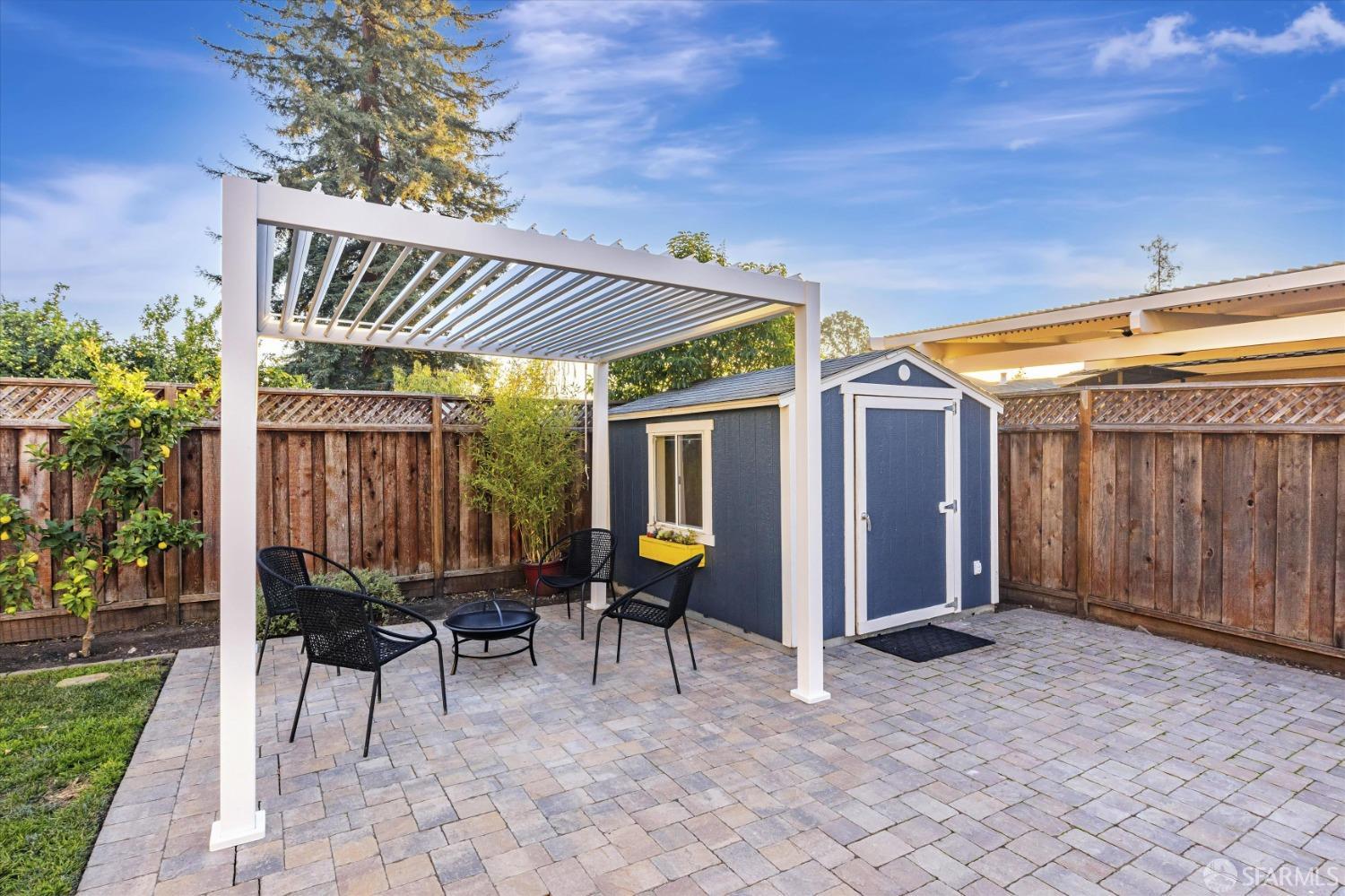 19435 Santa Maria Avenue