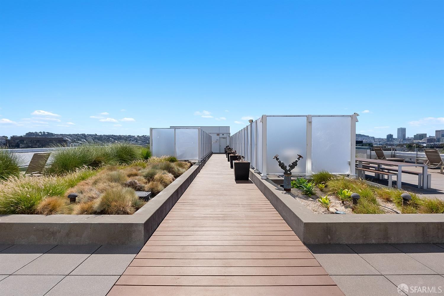 300 Berry Street # 413