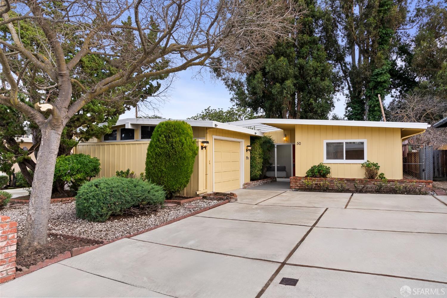 50 Poinsettia Avenue