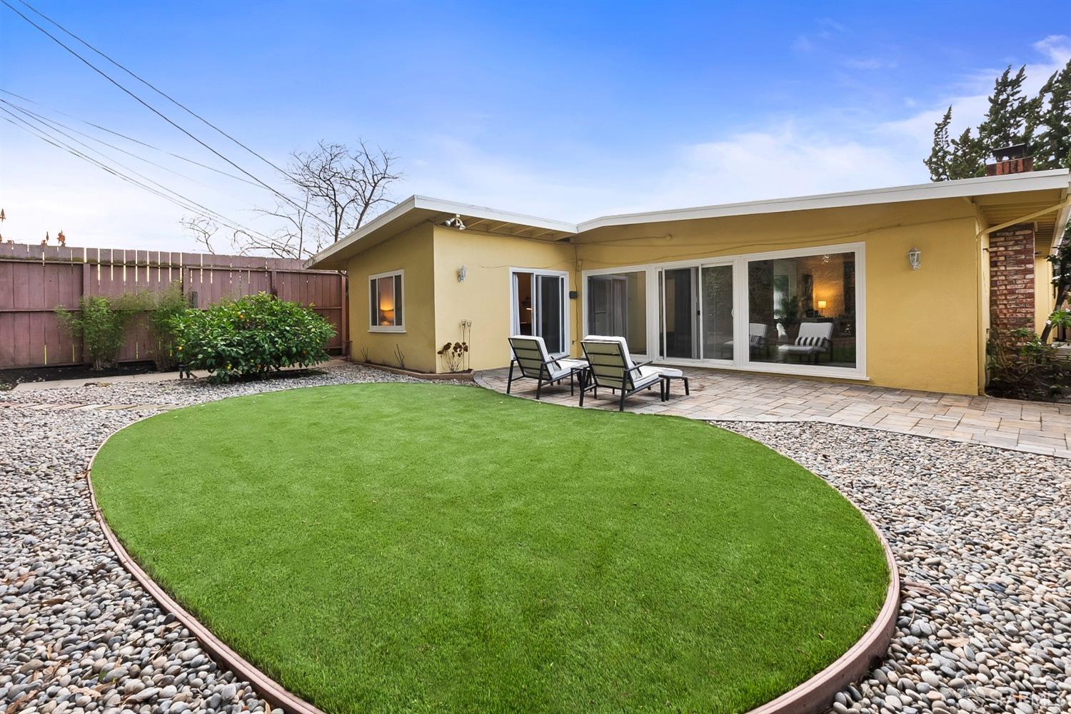 50 Poinsettia Avenue