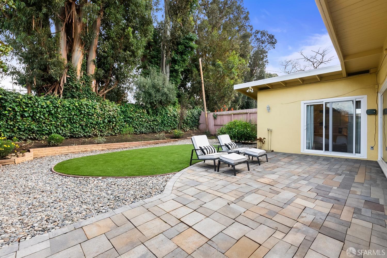 50 Poinsettia Avenue