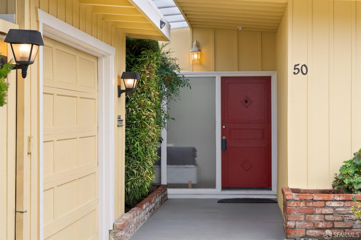 50 Poinsettia Avenue