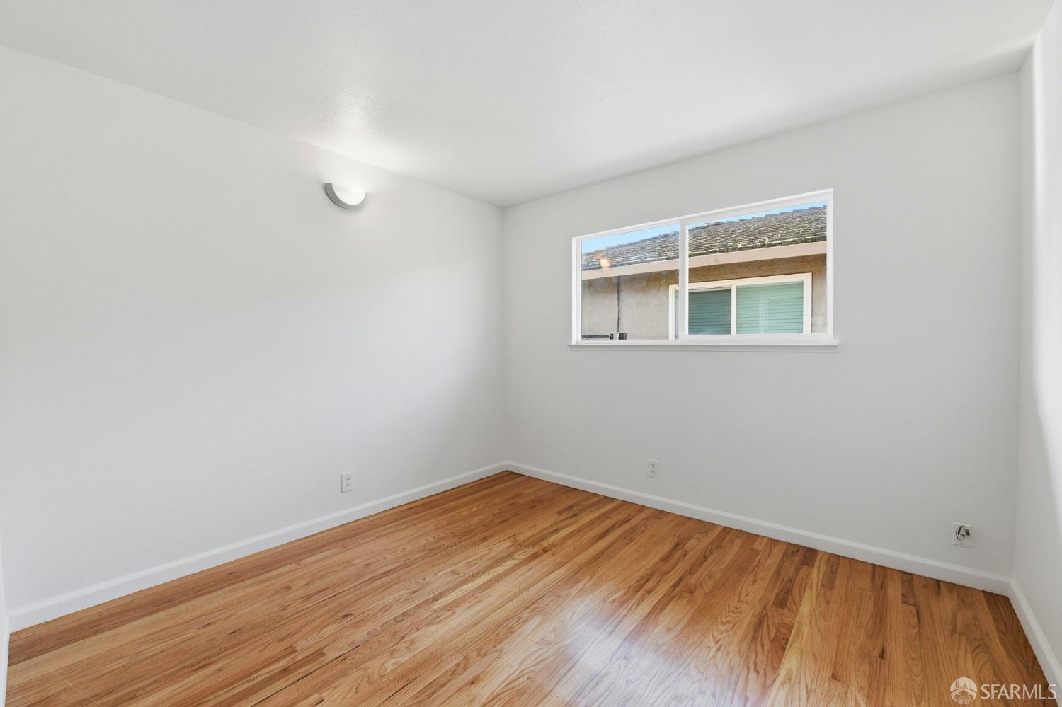 2671 Hawthorne Avenue