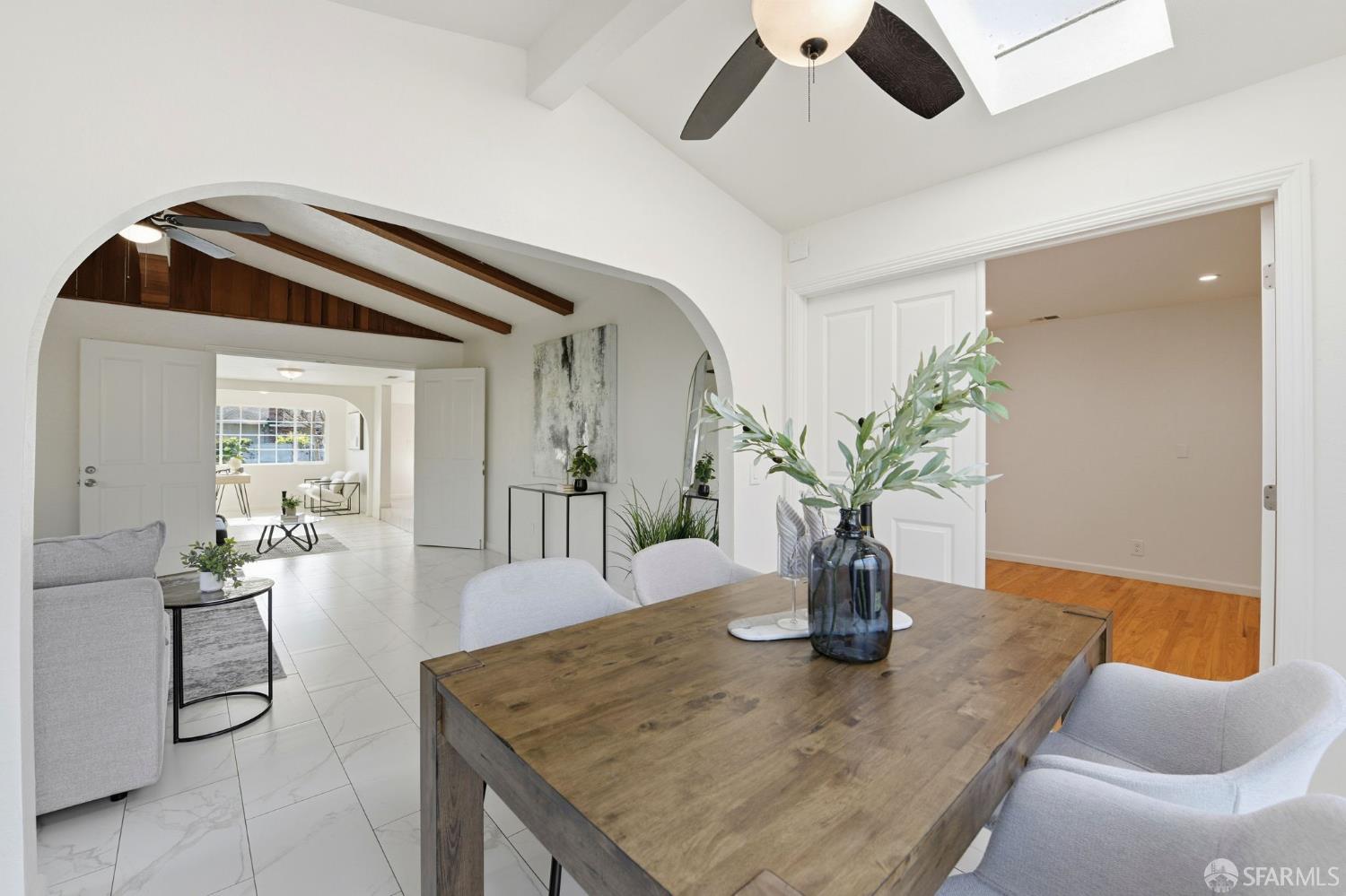 2671 Hawthorne Avenue