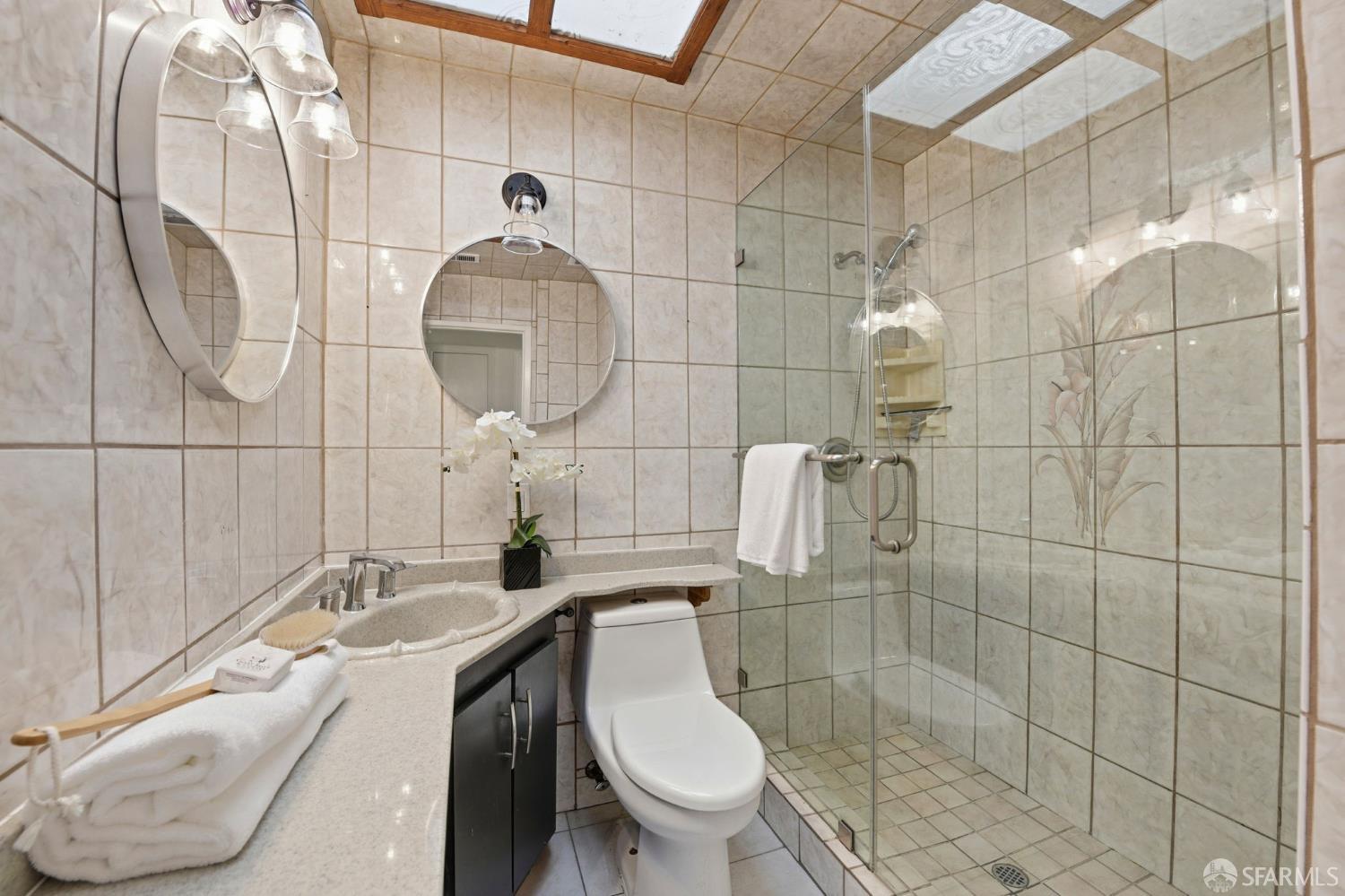 2671 Hawthorne Avenue