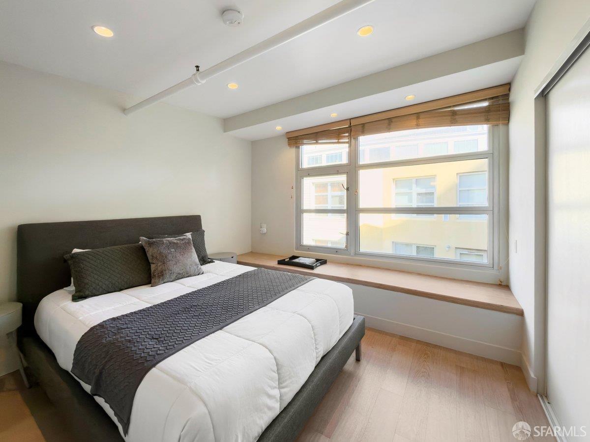 400 Spear Street # 206