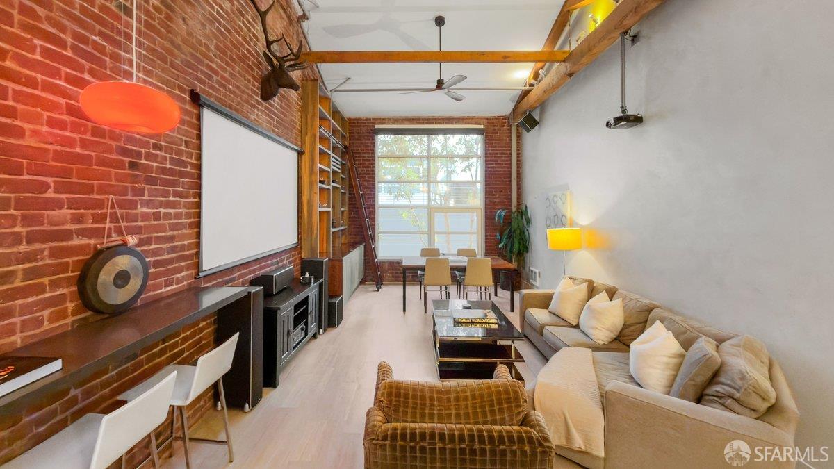 400 Spear Street # 206