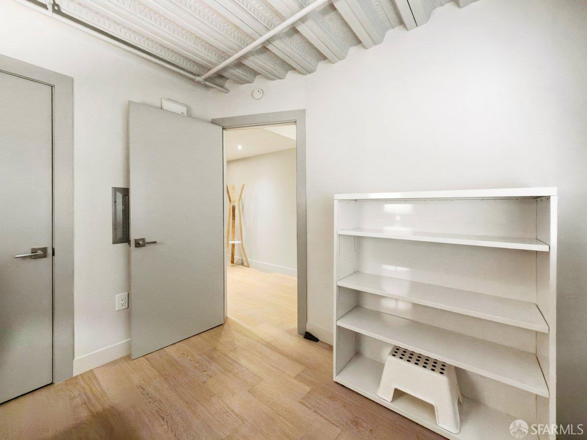 400 Spear Street # 206