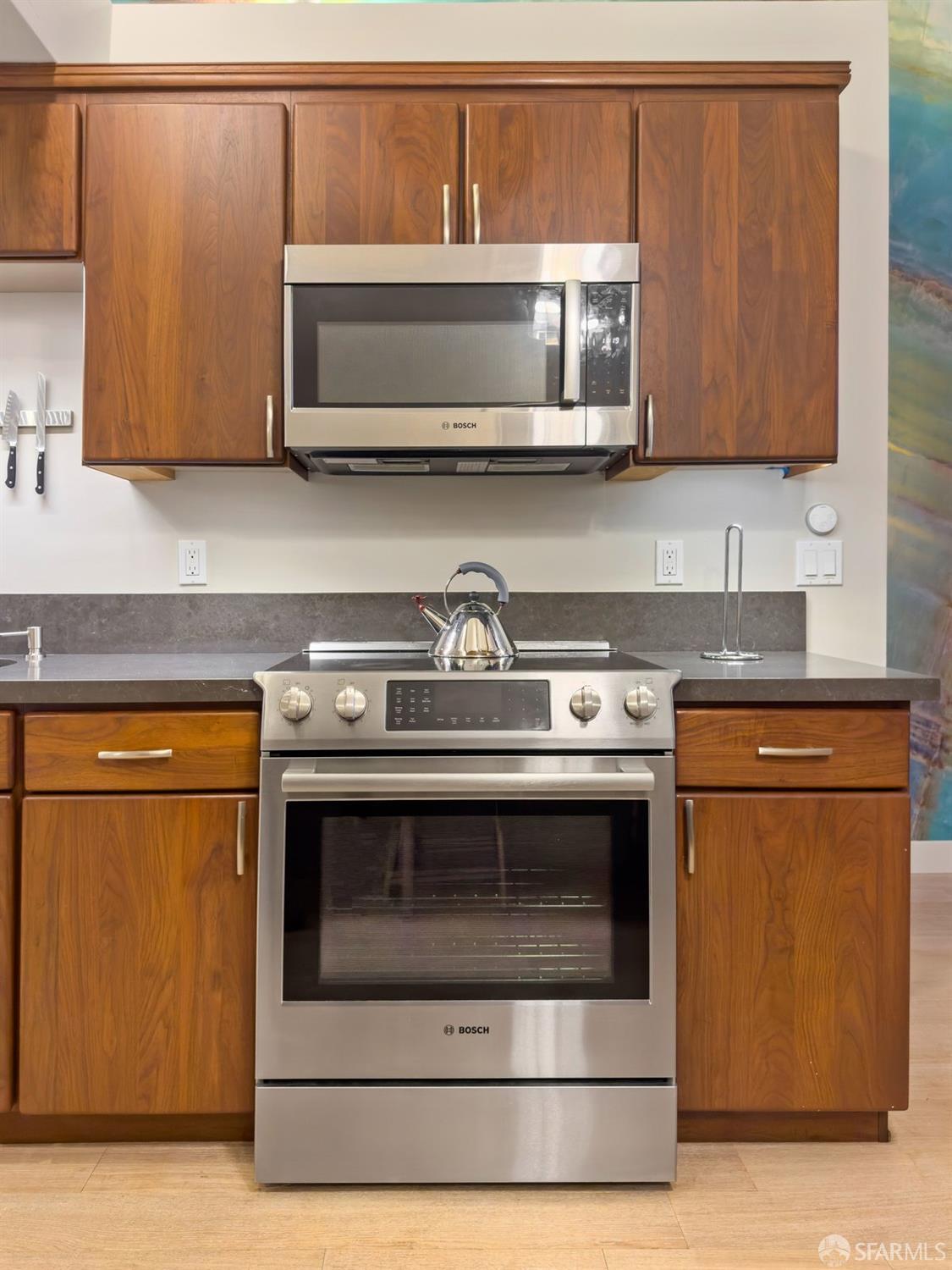 400 Spear Street # 206