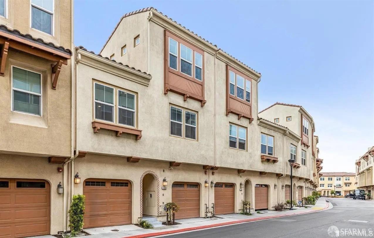 1017 Ocean View Avenue