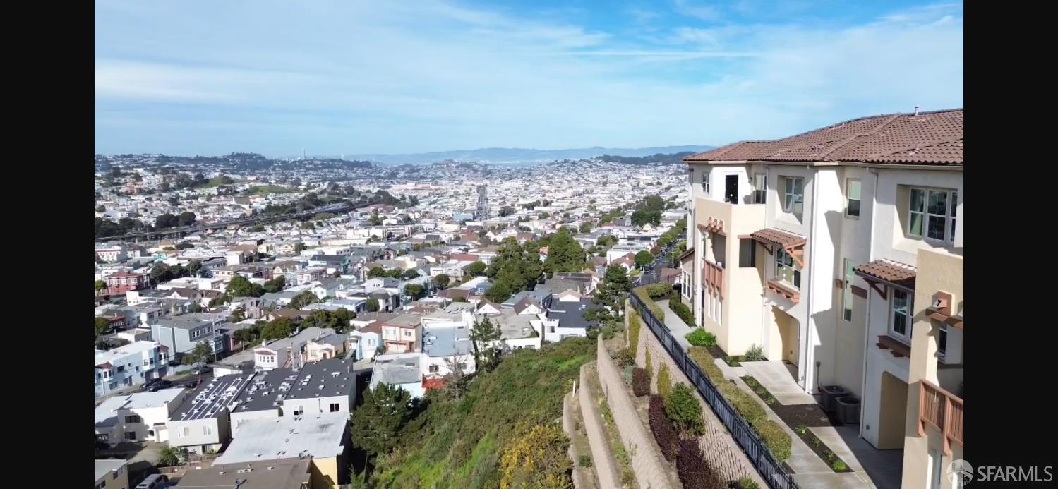 1017 Ocean View Avenue