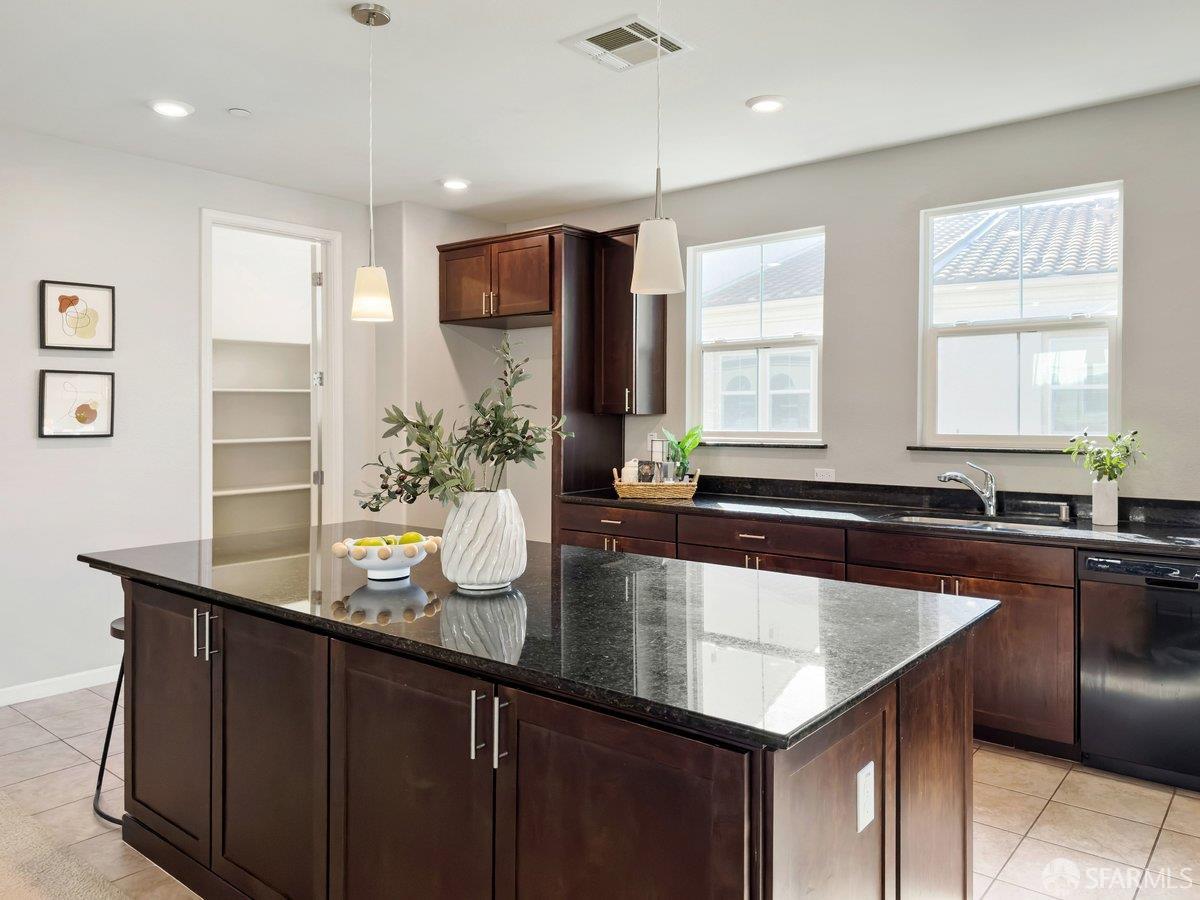 1017 Ocean View Avenue