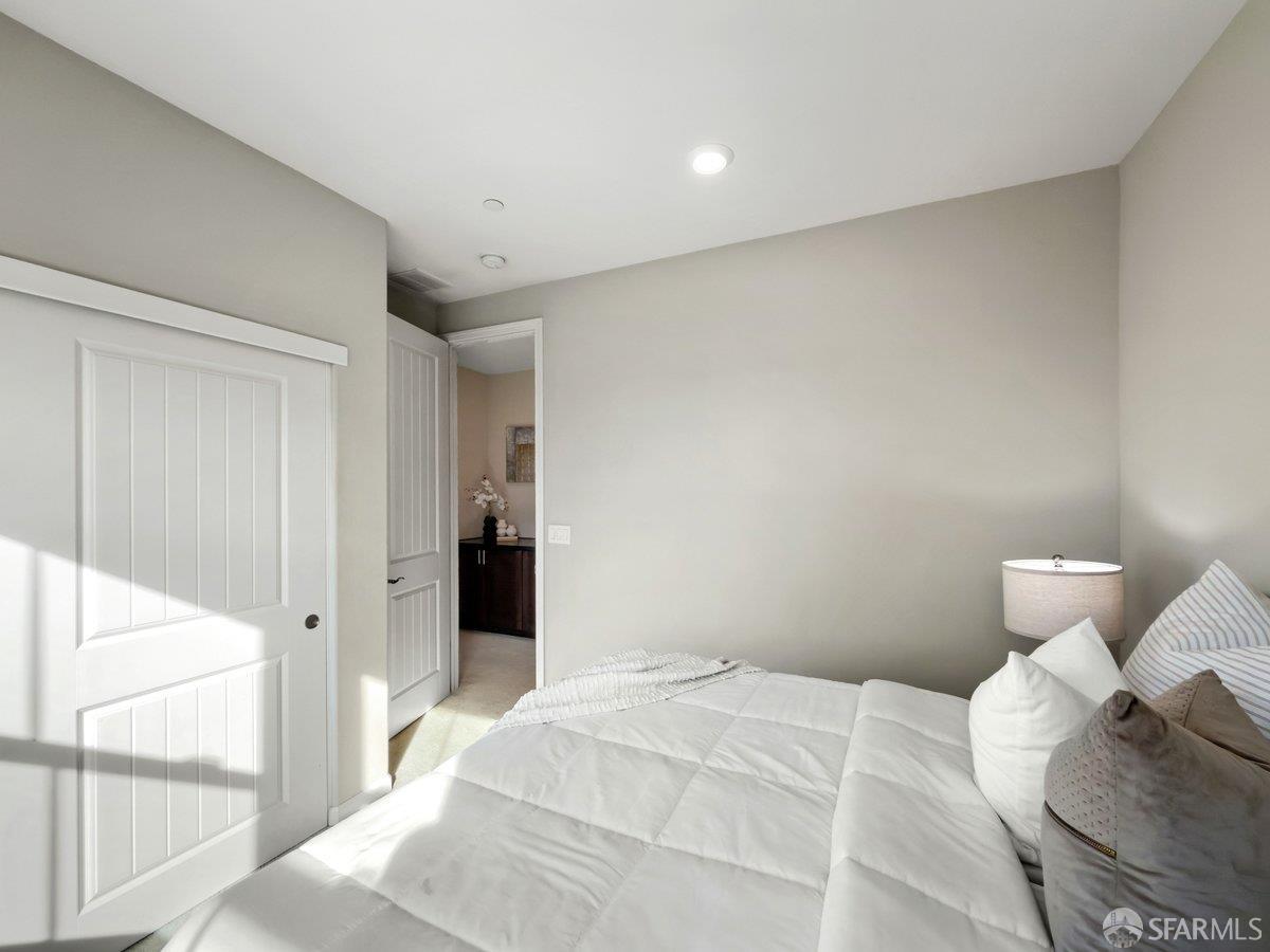 1017 Ocean View Avenue