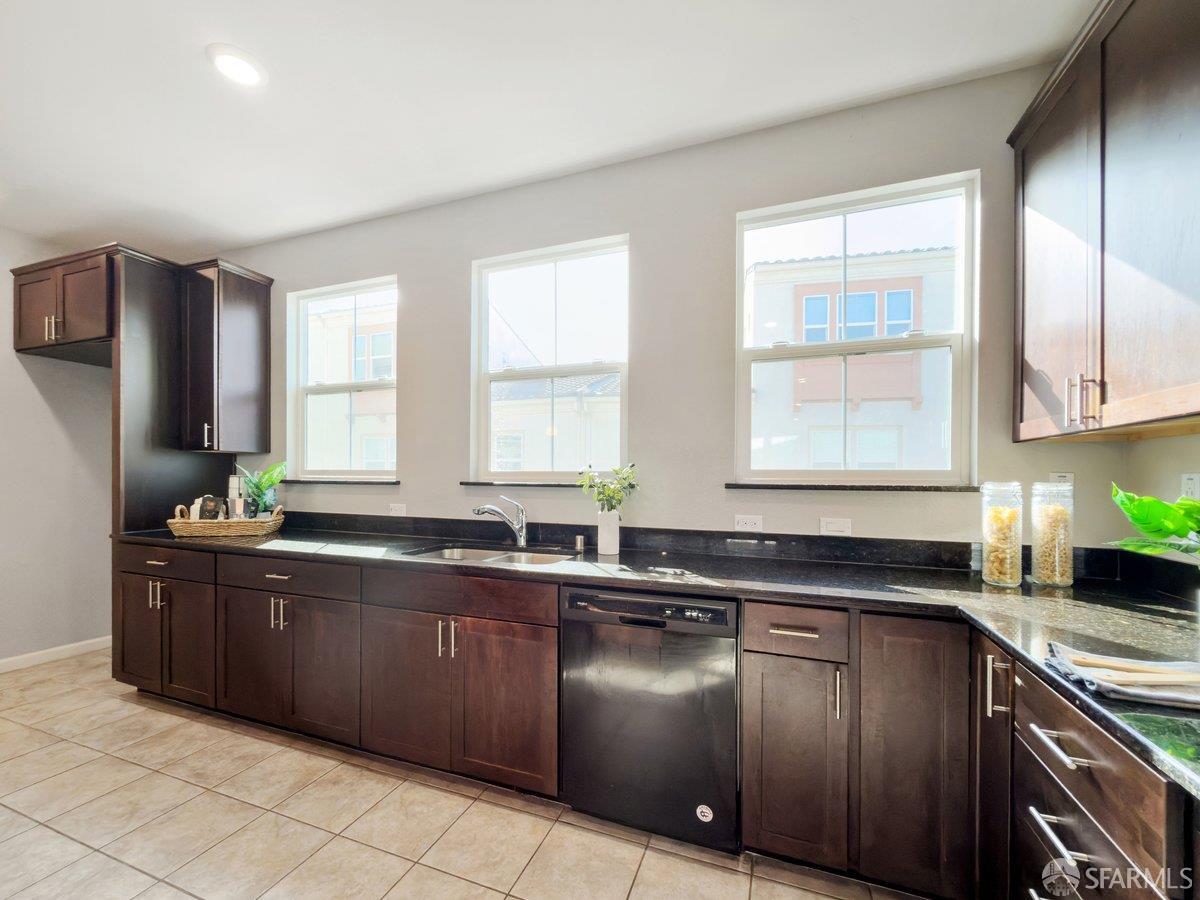 1017 Ocean View Avenue