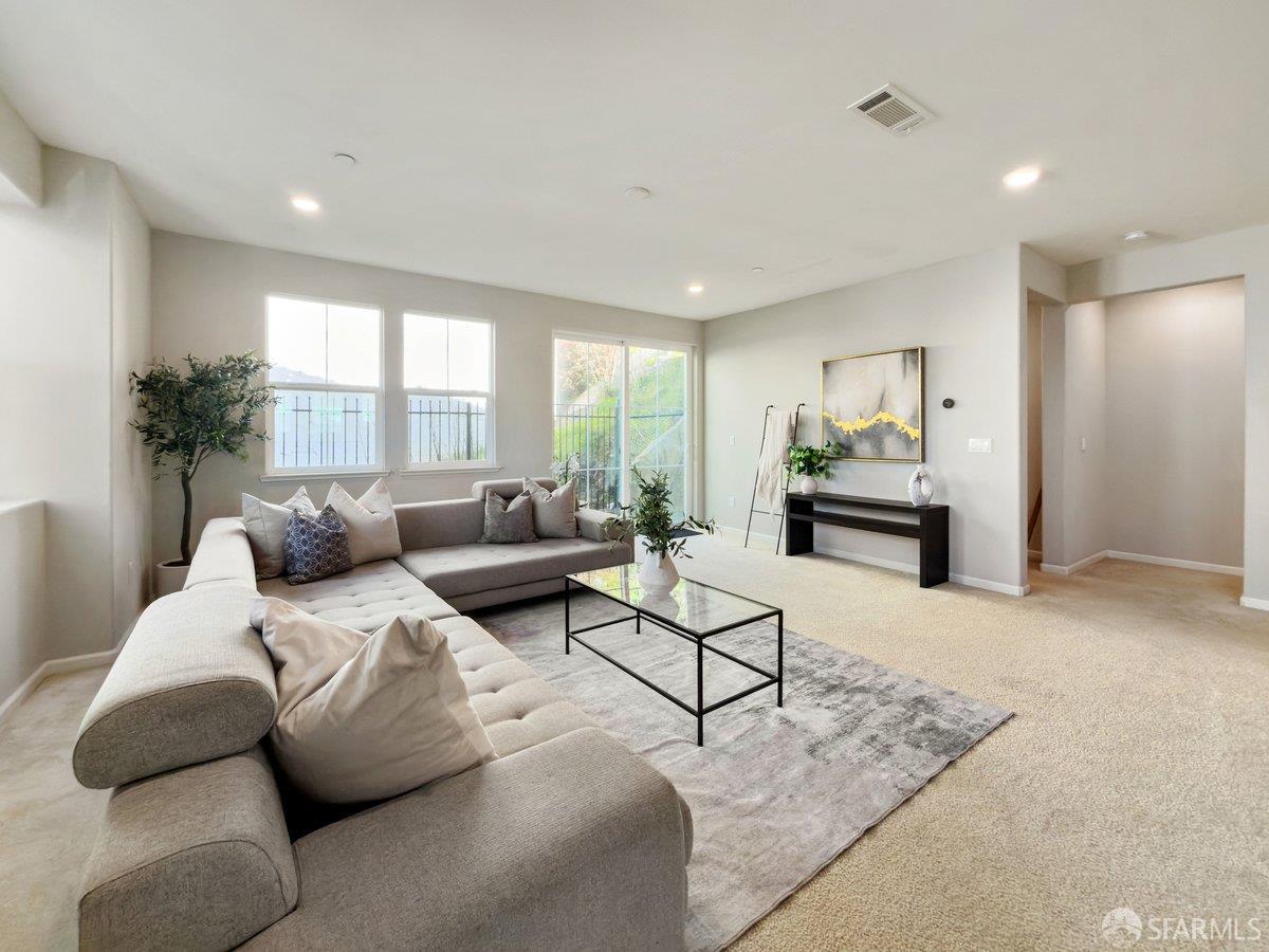 1017 Ocean View Avenue