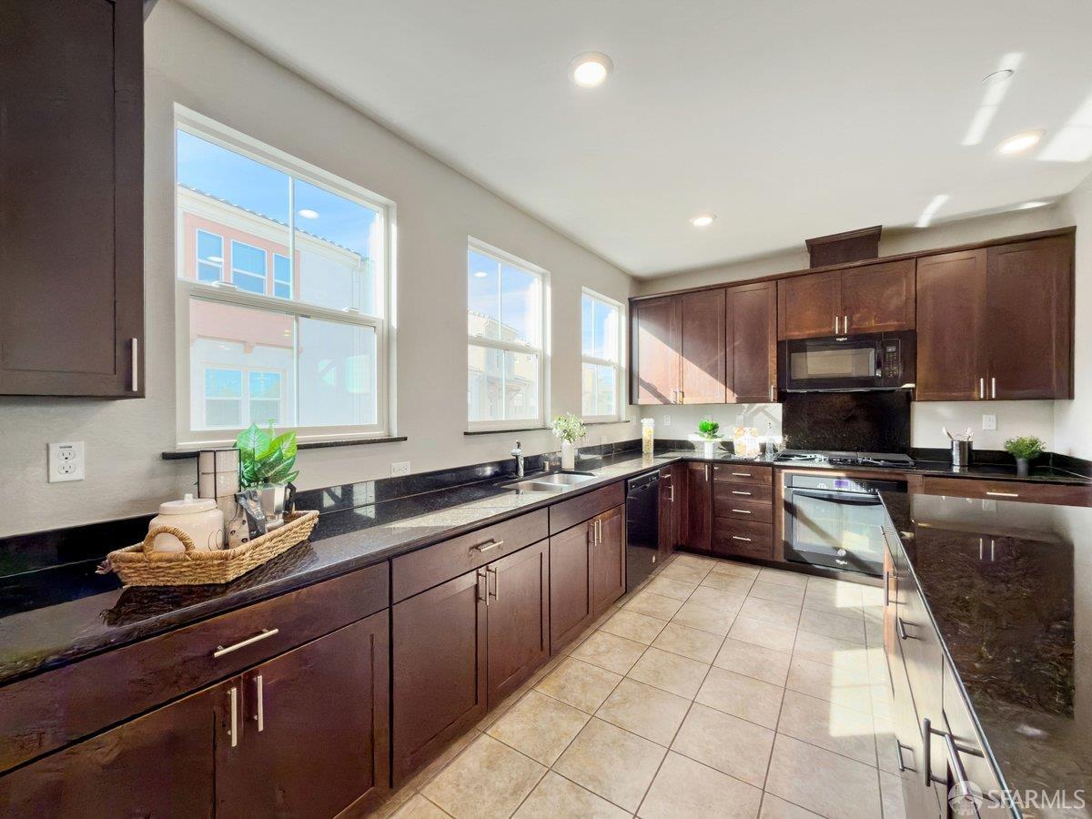 1017 Ocean View Avenue