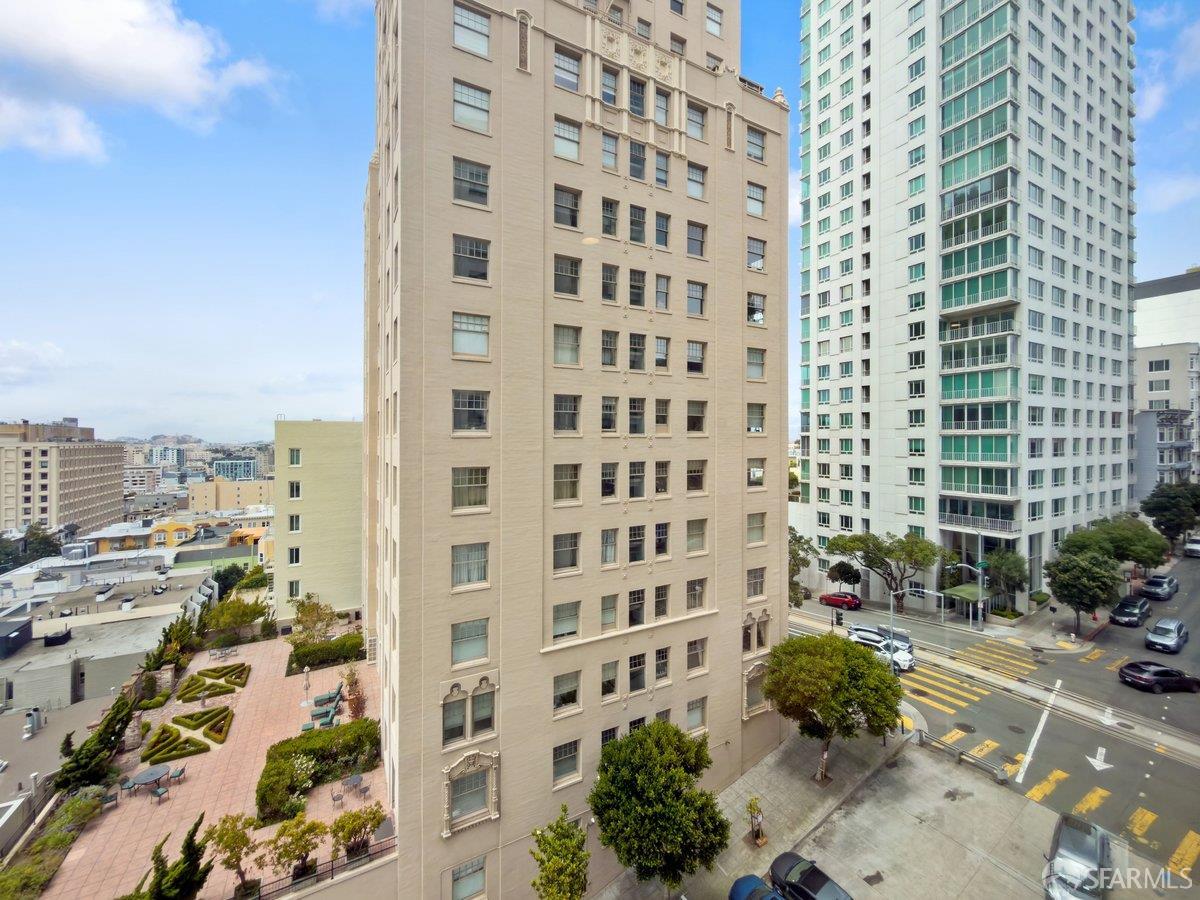 1177 California Street # 711