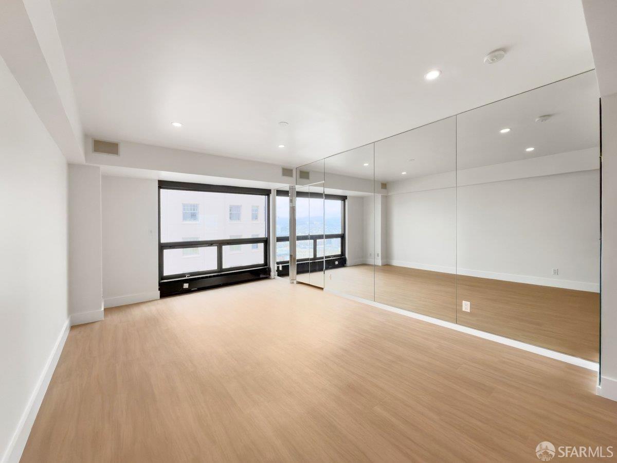 1177 California Street # 711
