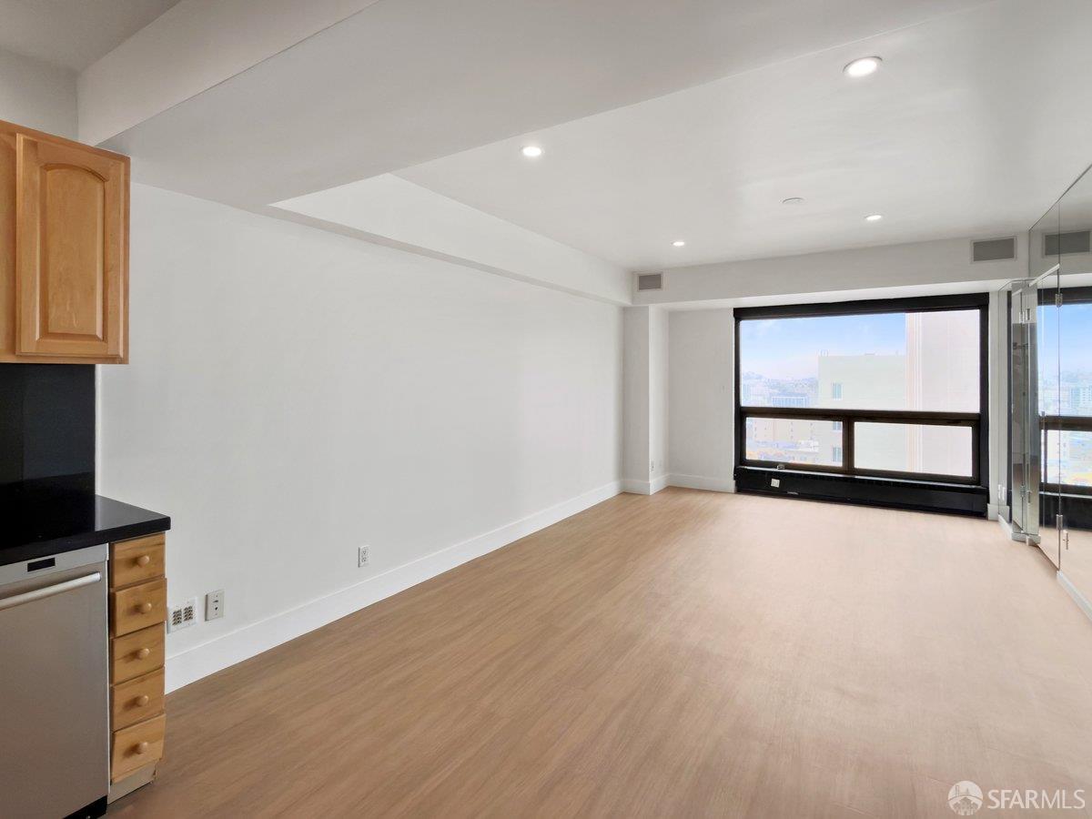 1177 California Street # 711
