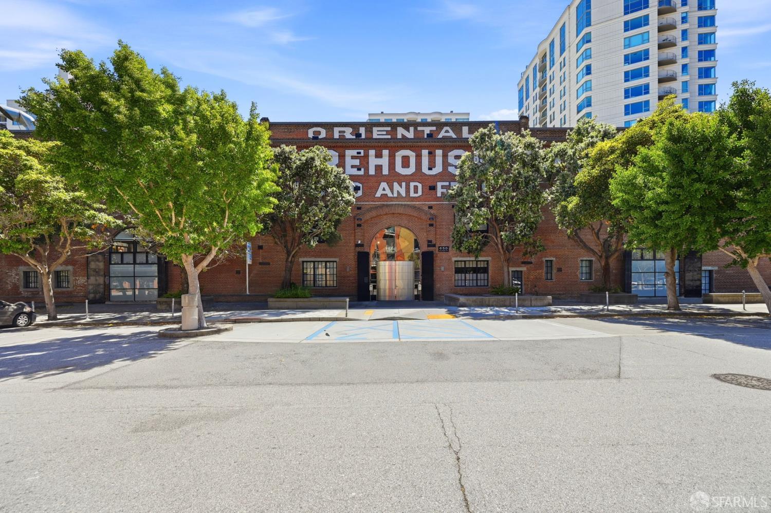 650 Delancey Street # 203