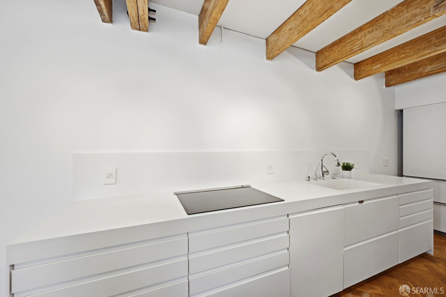 650 Delancey Street # 203