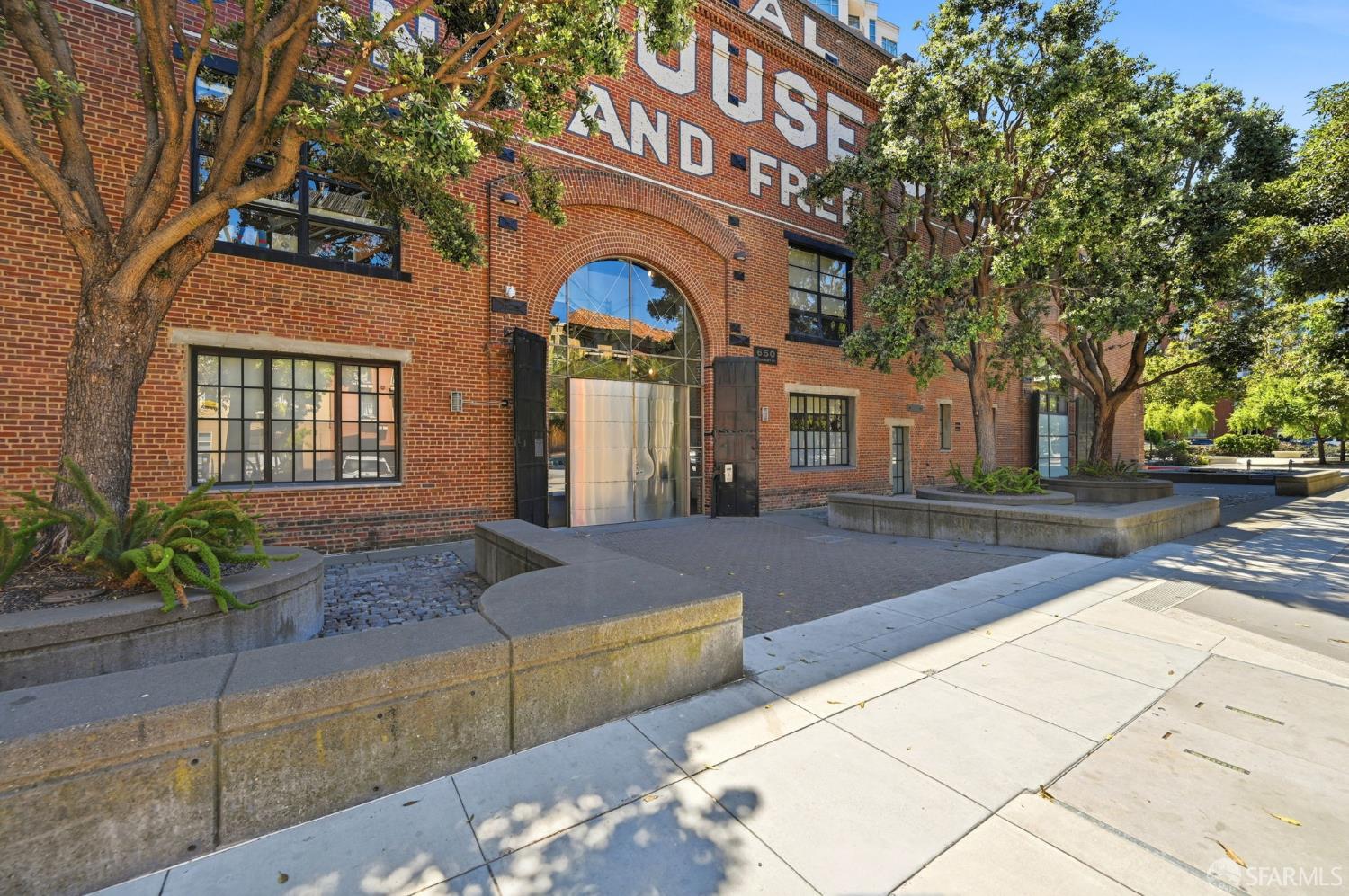 650 Delancey Street # 203
