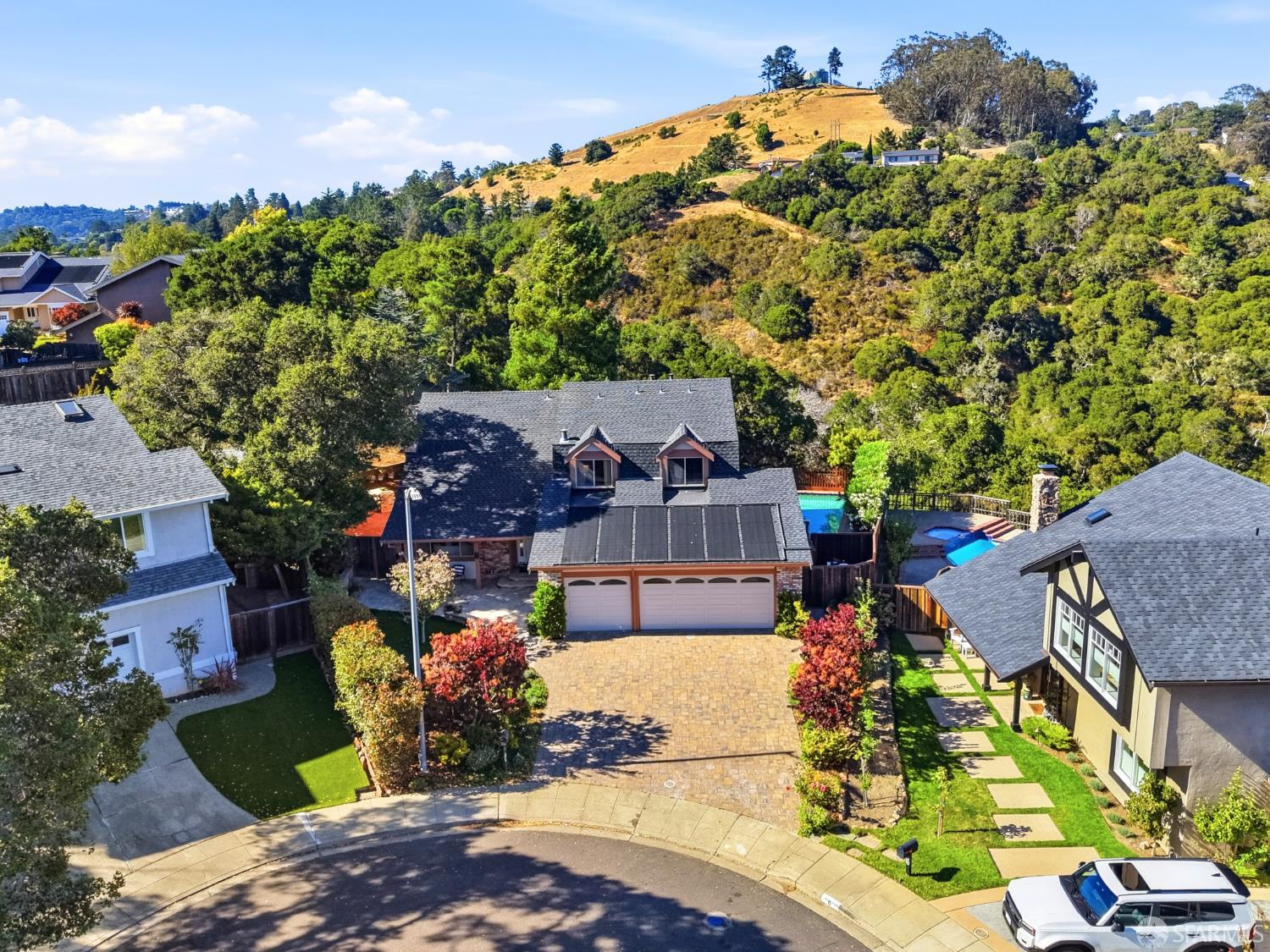 8 Bennington Court