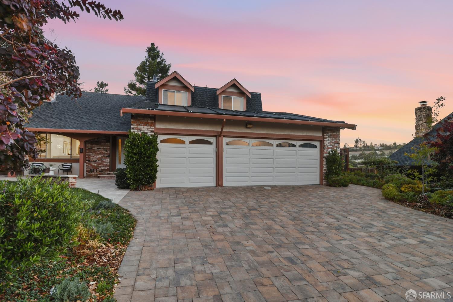 8 Bennington Court