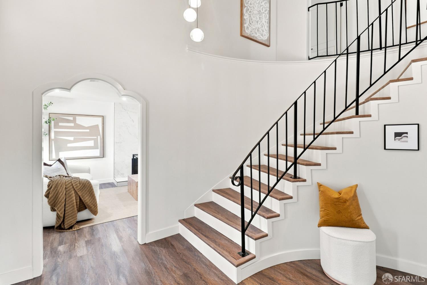 8 Bennington Court
