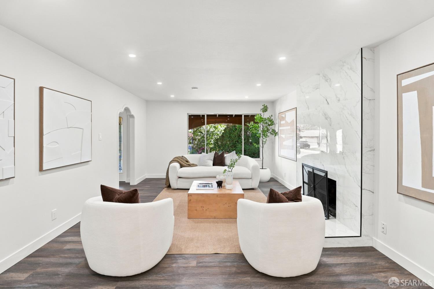 8 Bennington Court