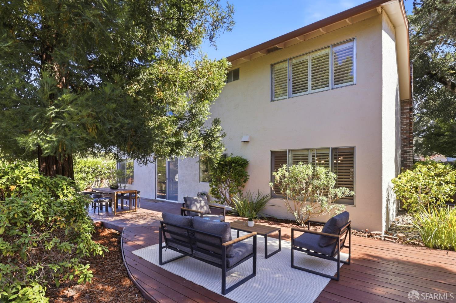 8 Bennington Court
