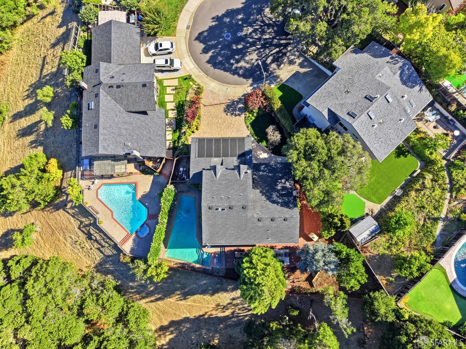 8 Bennington Court