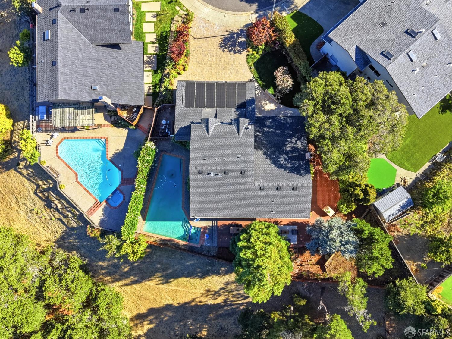 8 Bennington Court