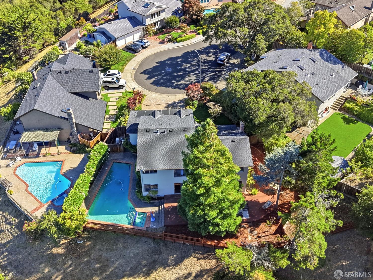 8 Bennington Court
