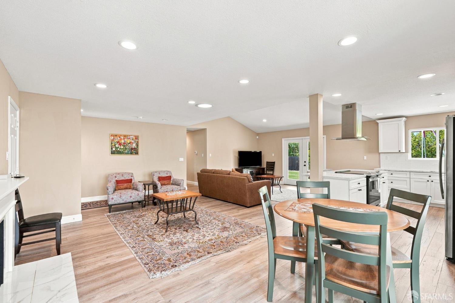 3543 Bonari Court