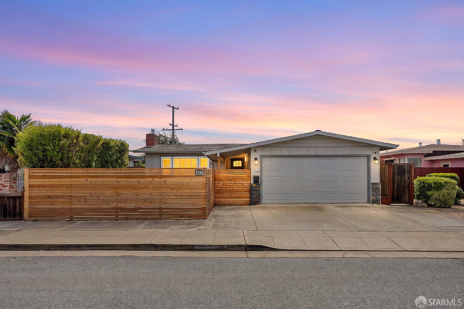 1734 Dewey Street