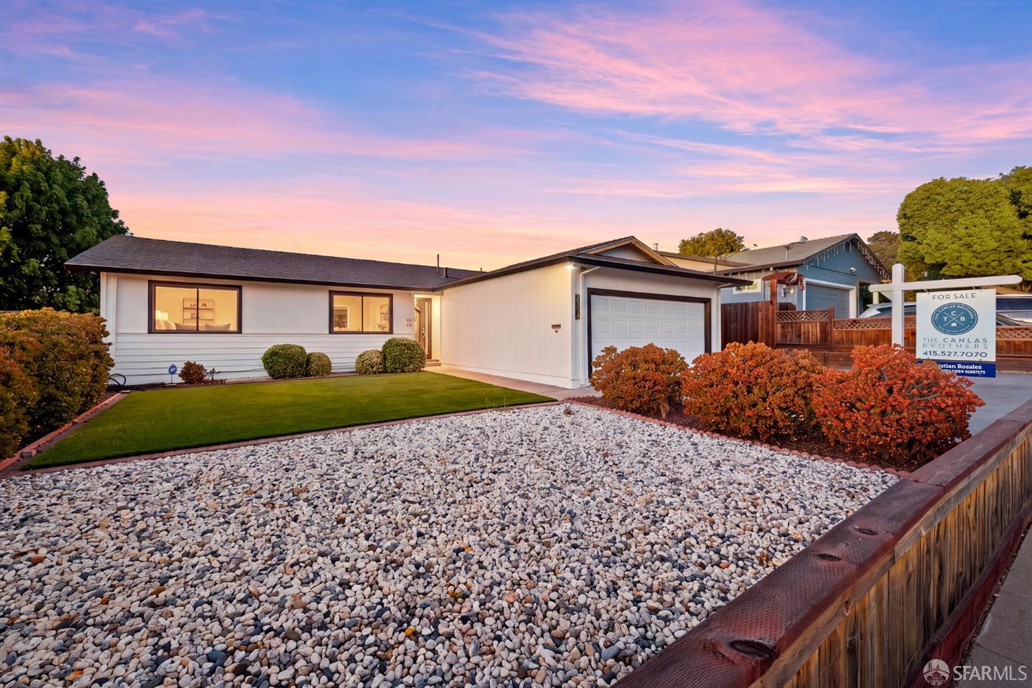2294 Panoramic Drive
