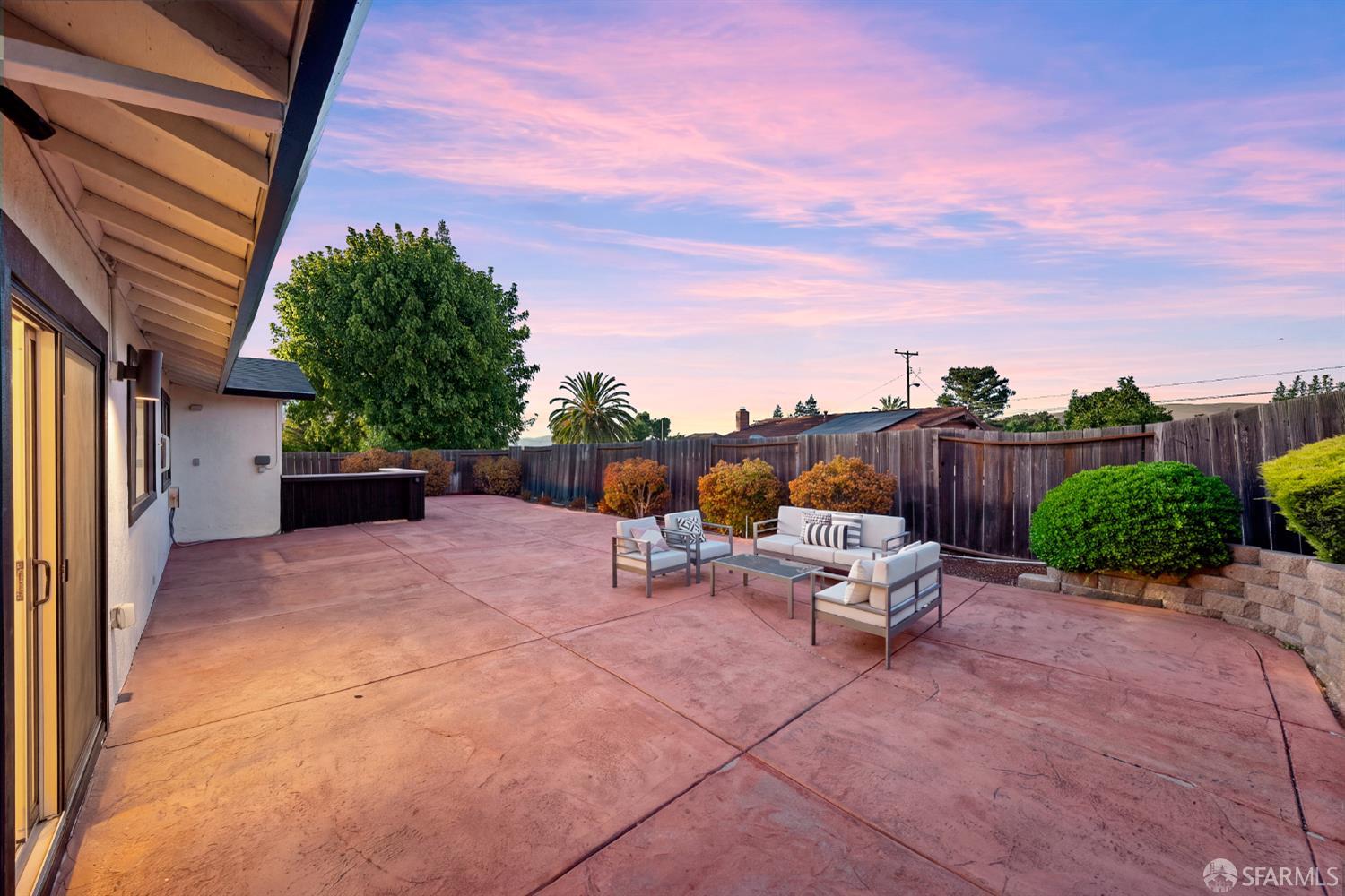 2294 Panoramic Drive