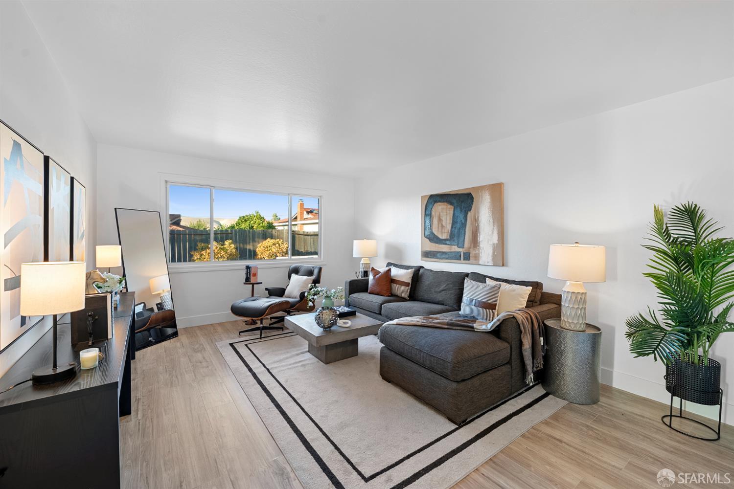 2294 Panoramic Drive