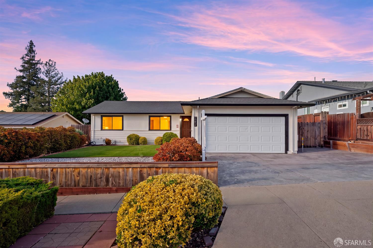 2294 Panoramic Drive